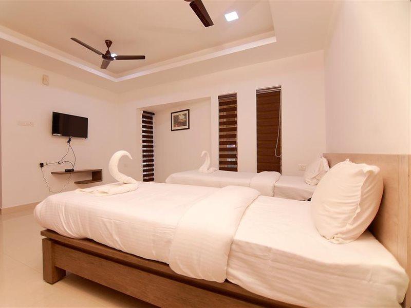 Chandra Inn Kollam Extérieur photo