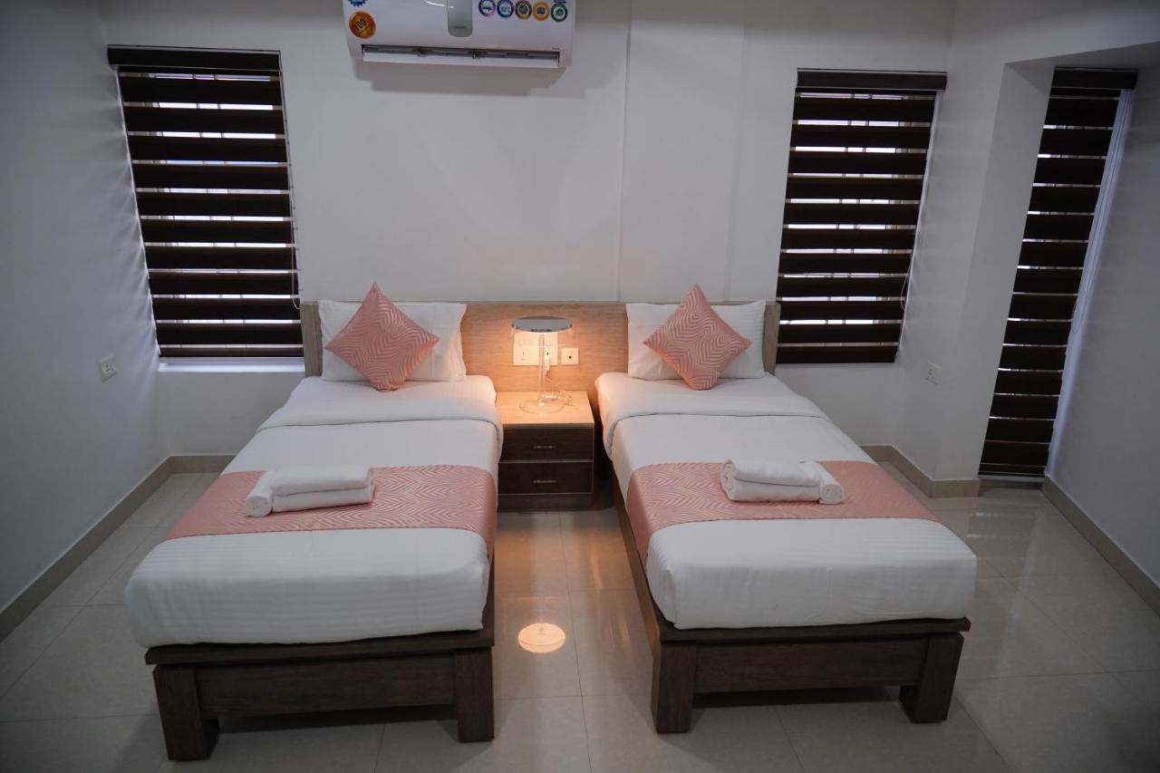 Chandra Inn Kollam Extérieur photo