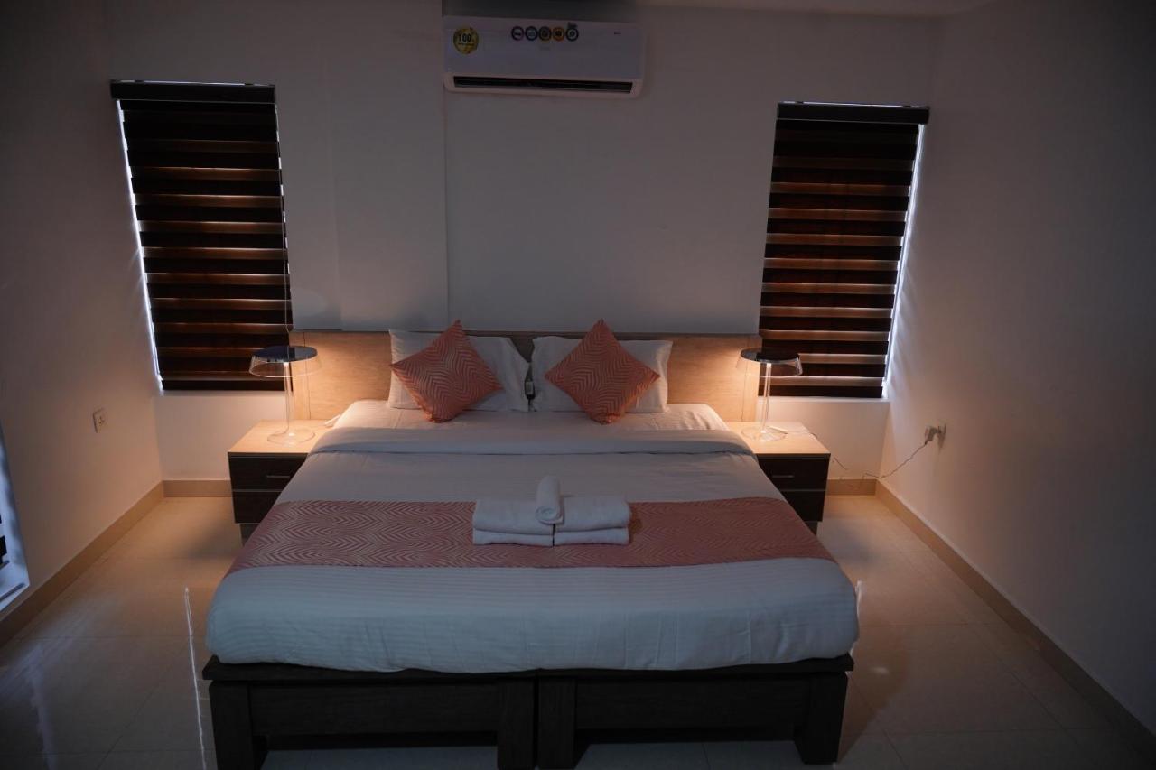 Chandra Inn Kollam Extérieur photo