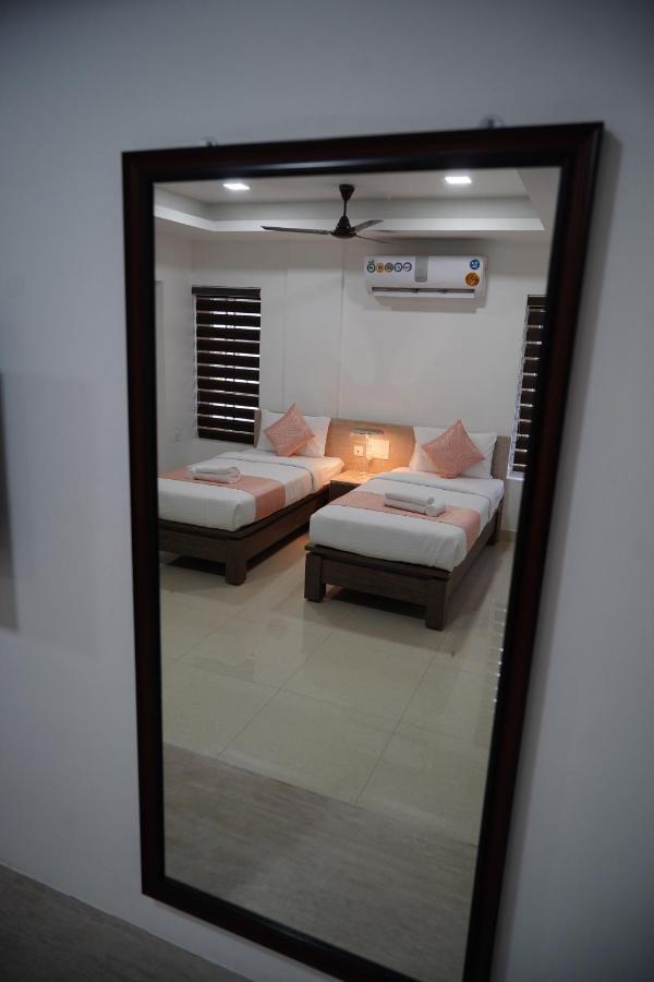 Chandra Inn Kollam Extérieur photo