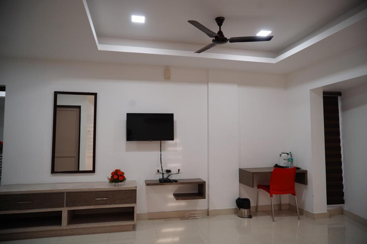 Chandra Inn Kollam Extérieur photo