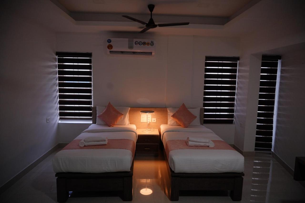 Chandra Inn Kollam Extérieur photo